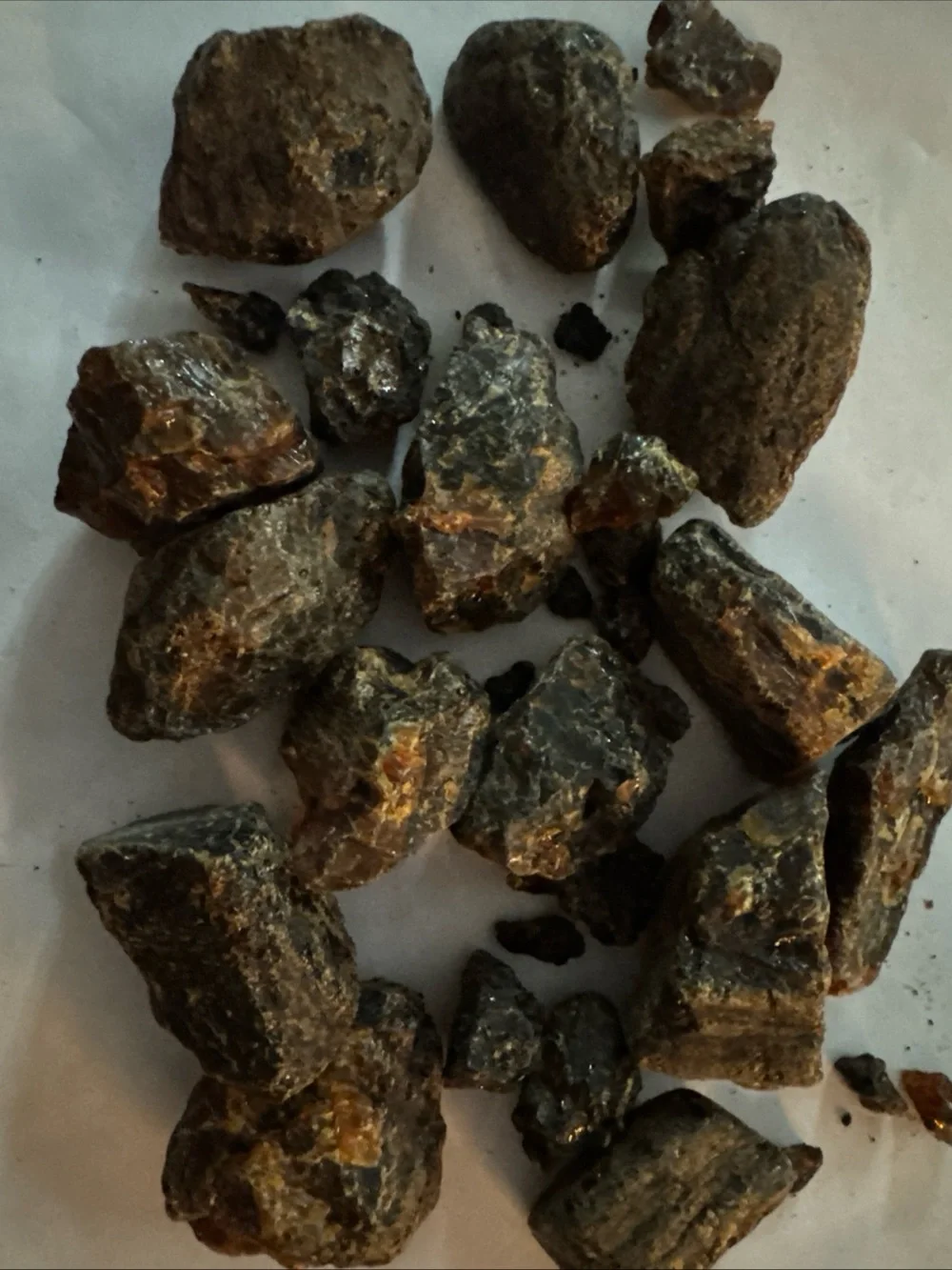 15 Medium Sizes Amber Raw Crystal Rocks (+some Smaller Pieces)
